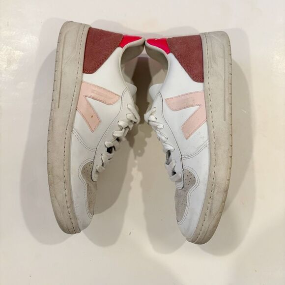 VEJA V-10 Leather Sneakers White Petale Rose Size 8 - Picture 1 of 6